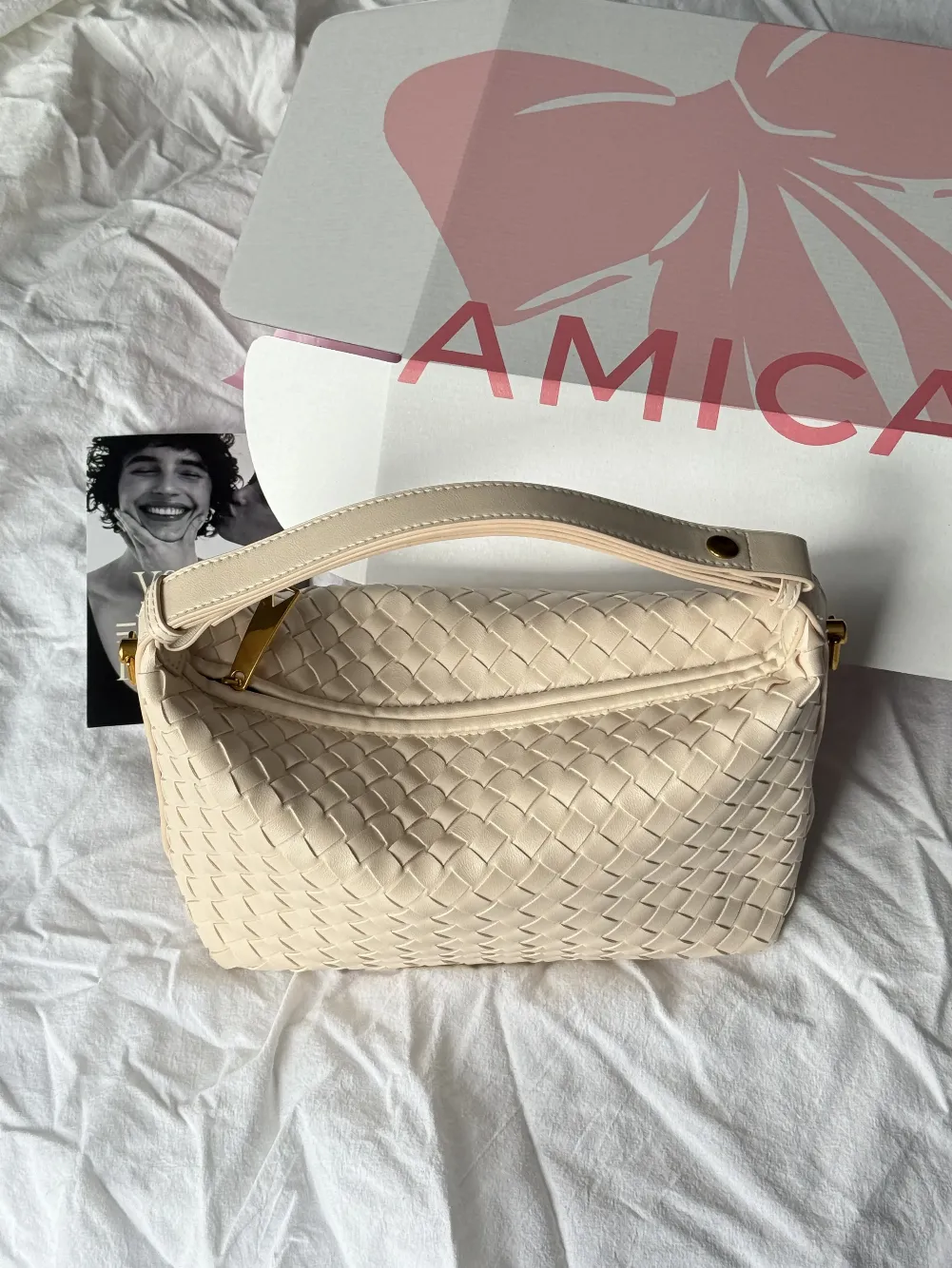 FLORA BAG MILK